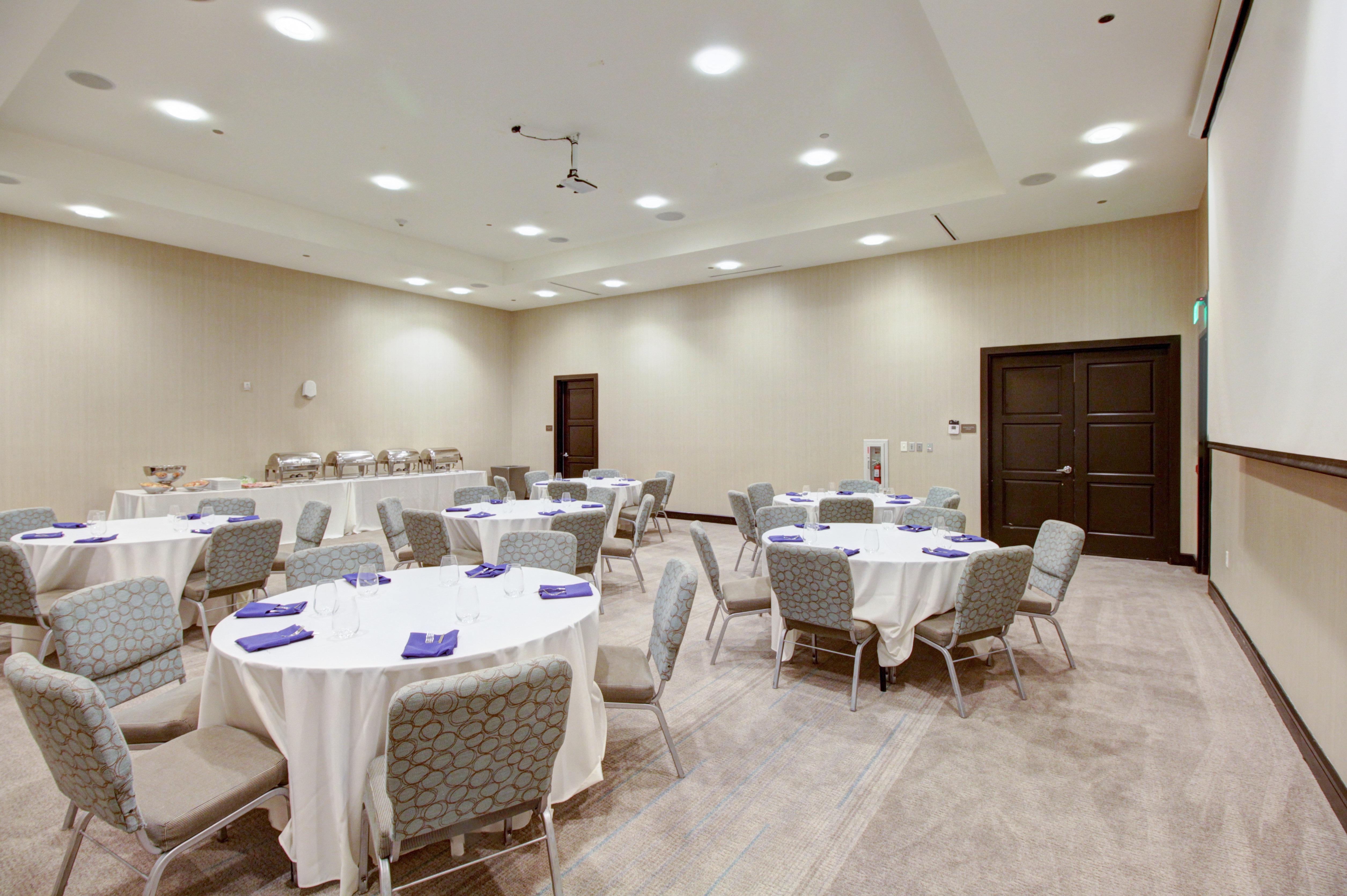 Hotel Indigo Waco By Ihg Экстерьер фото